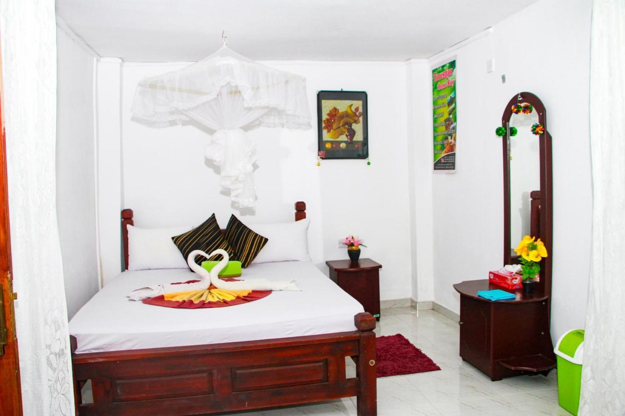 Sigiri Tarushan Home Stay Sigiriya Eksteriør billede
