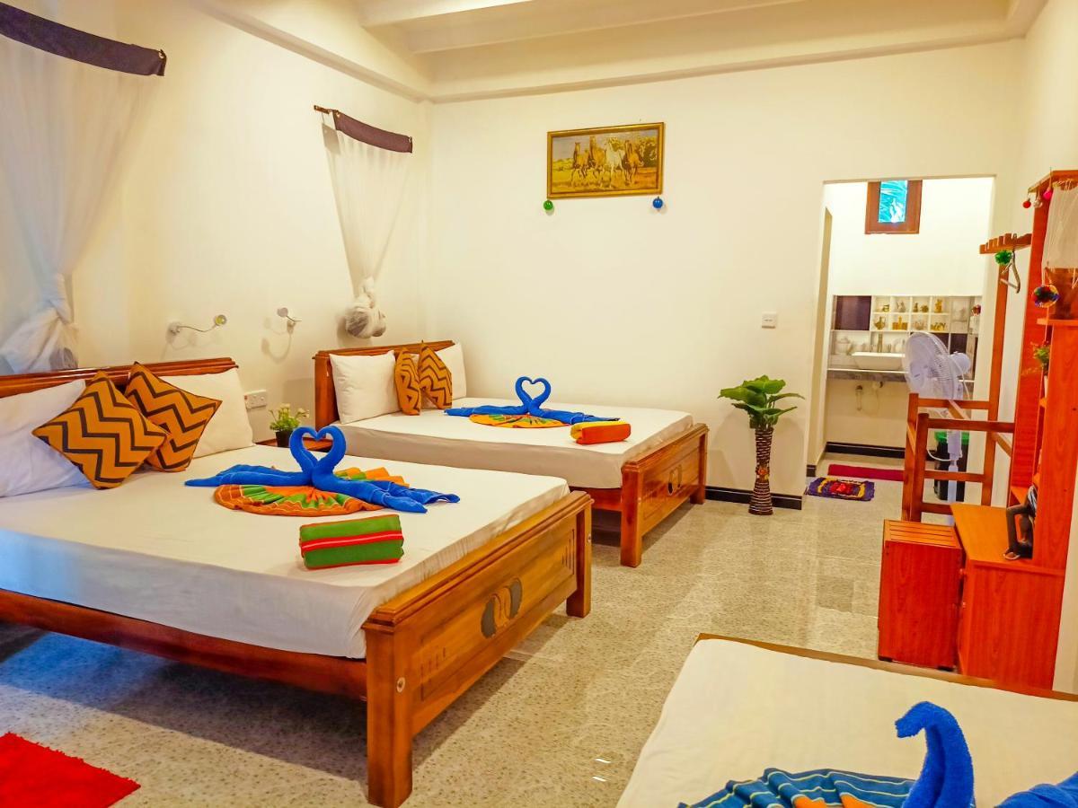 Sigiri Tarushan Home Stay Sigiriya Eksteriør billede