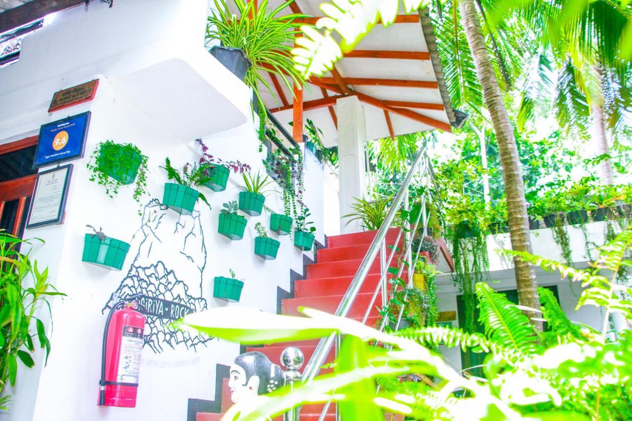 Sigiri Tarushan Home Stay Sigiriya Eksteriør billede