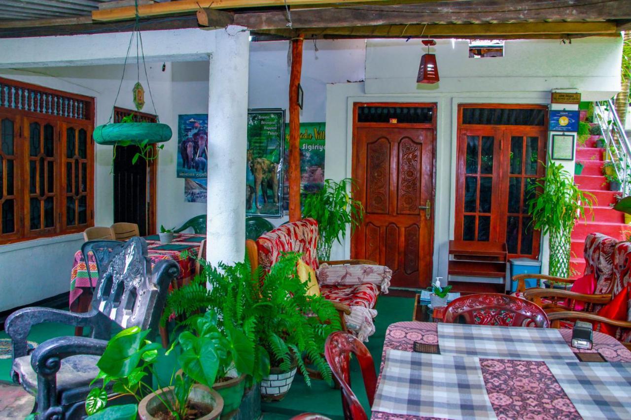 Sigiri Tarushan Home Stay Sigiriya Eksteriør billede