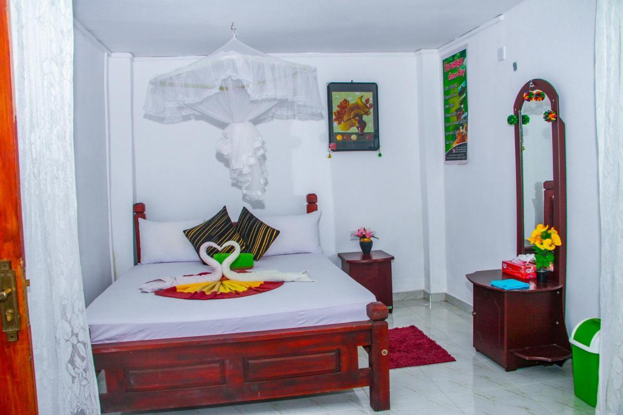 Sigiri Tarushan Home Stay Sigiriya Eksteriør billede